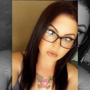 Meet your Posher, Shawna